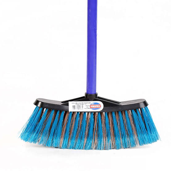 ESCOBILLON ECONOMICO CLASICO AZUL VIRUTEX